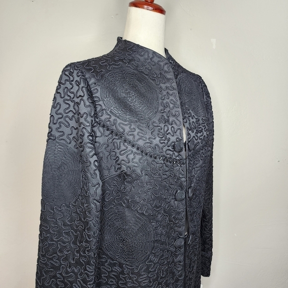 NWT Sue Wong Black Embroidered and Sequined Button Front Jacket Size 12 - Picture 11 of 17